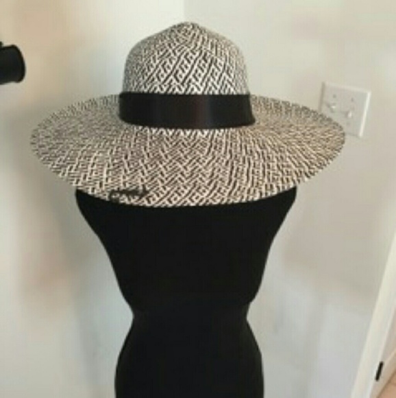 Hat - Picture 4 of 5